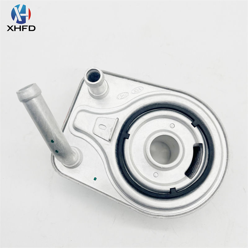 Auto Parts Engine Oil Radiator Oil Filter Base26410-2B740 264102B740